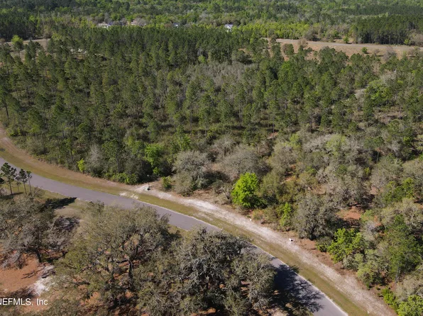 16313 DEACON Drive, Bryceville, FL 32009