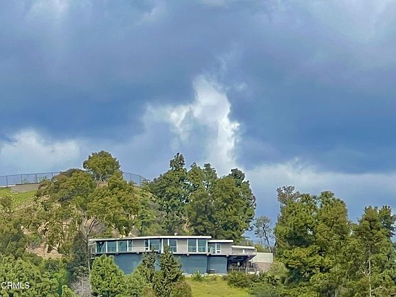 5th image of 1290 Fairlawn Way
