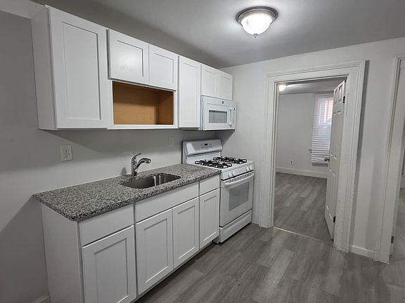 avery thing in this unit is new! wow!
