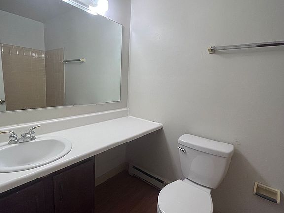 4th image of 801 N Halstead St APT 9