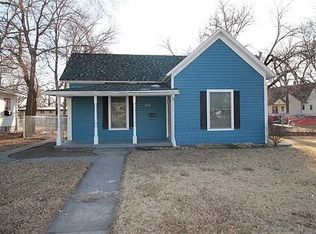 216 W 5th St, Hays, KS 67601