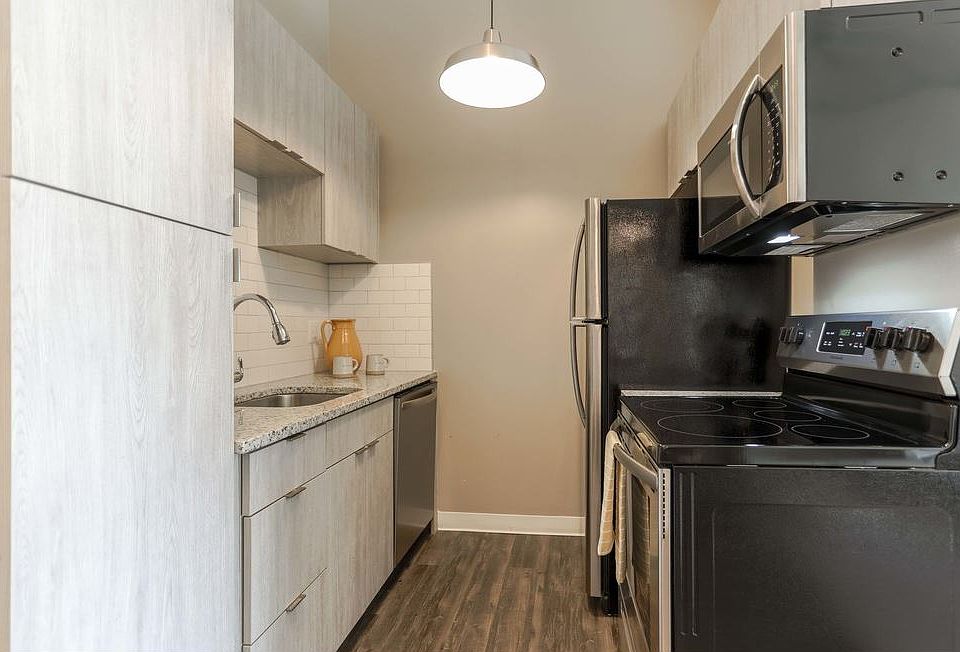 1st image of 1030 Cooks Crossing Dr #8004