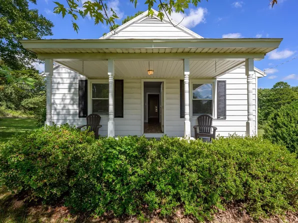 2702 Dearing Ford Rd, Altavista, VA 24517