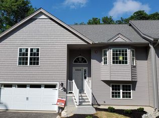 5B Lunas Ave #5B, Epping, NH 03042