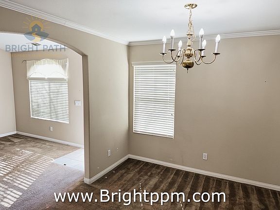 4th image of 13151 Cypress Ave