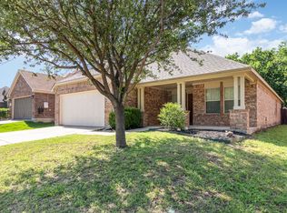 2132 Jonathan Creek Dr, Little Elm, TX 75068