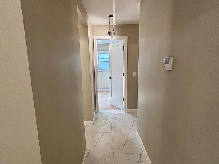 Surrey Rd — Photo 6