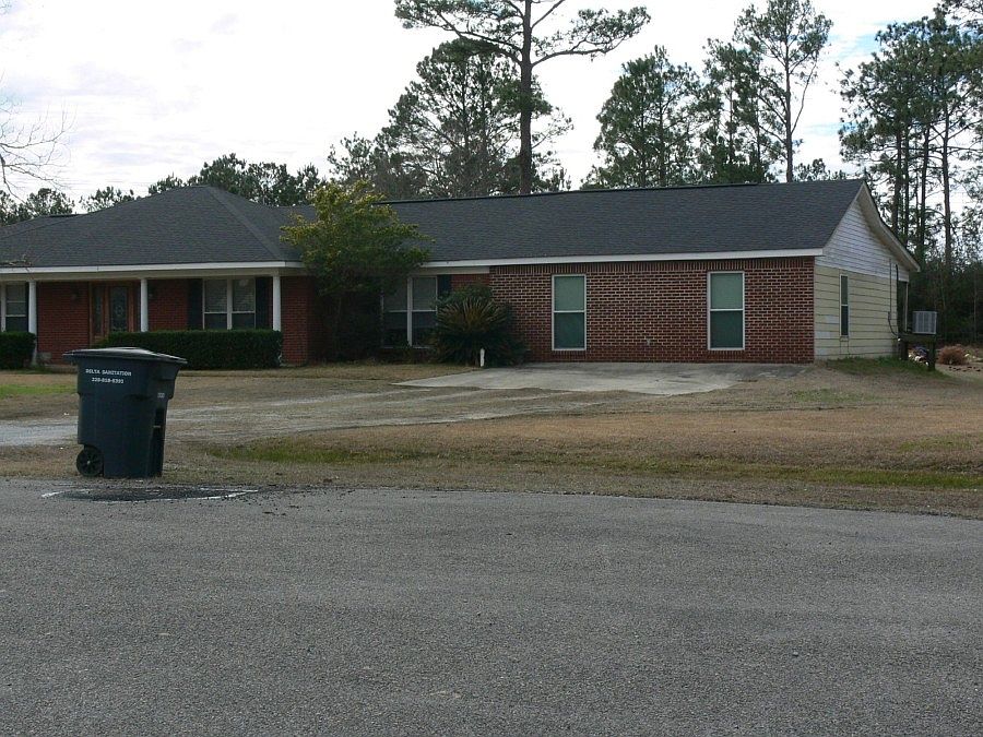 2nd image of 13701 Reservoir Dr