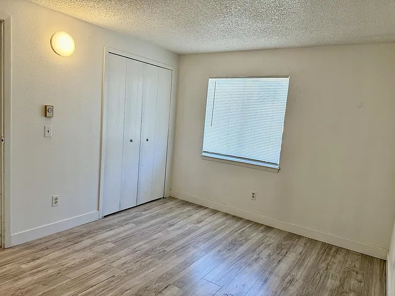 1351 Paul St — Photo 9