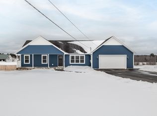 133 Amberside Dr, Bangor, ME 04401