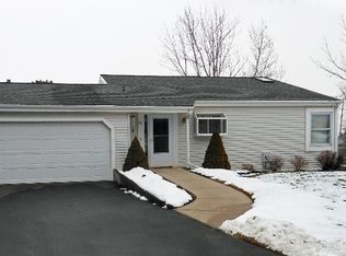 931 E Harbor Vw, Bay City, MI 48706