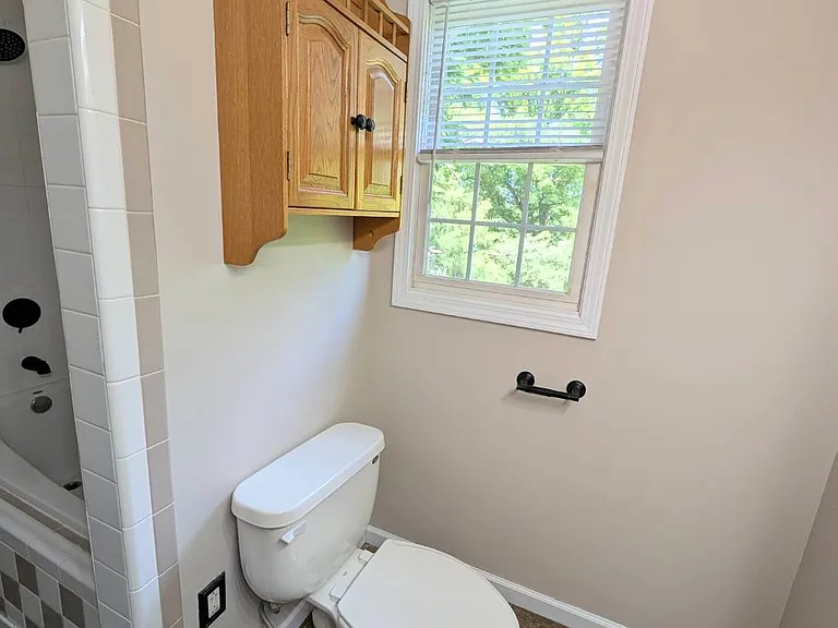 358 Henson Ln — Photo 12