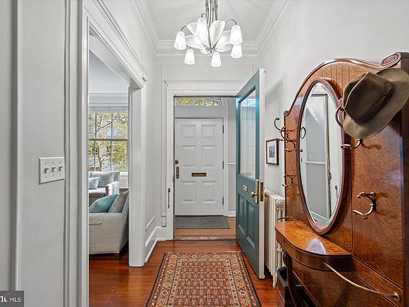 4th image of 2021 Q St NW