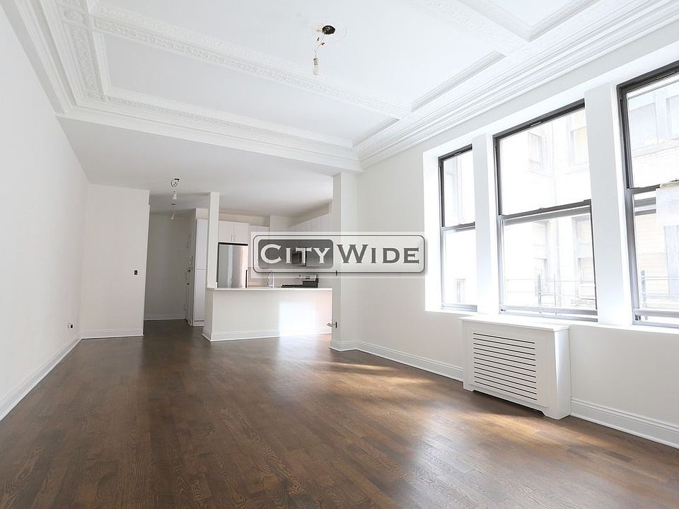 1st image of 200 W 58th St APT 10D
