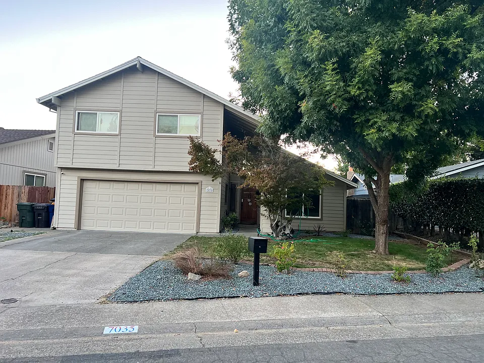 7035 Yarrow Way