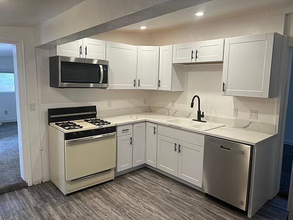 5th image of 515 E Lester St #1
