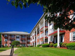 9 Brattle Dr #2-02, Arlington, MA 02474