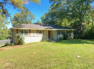 942 Raymond Rd, Jackson, MS 39204