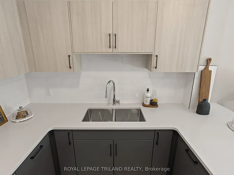 33318 Richmond St #105 — Photo 18