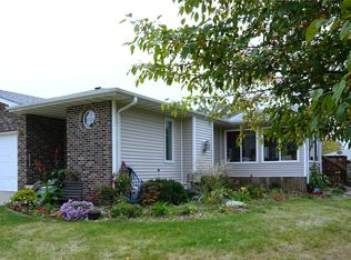 324 S 10th Ave, Winterset, IA 50273