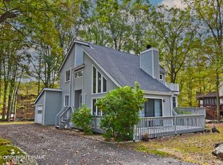 1808 Jennifer Dr, East Stroudsburg, PA