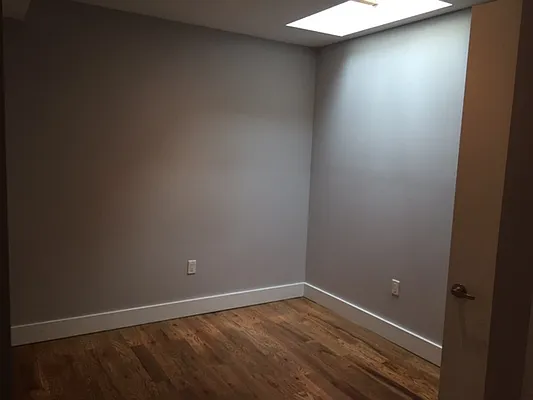 Rented by Premier Metro Realty Corp | media 59