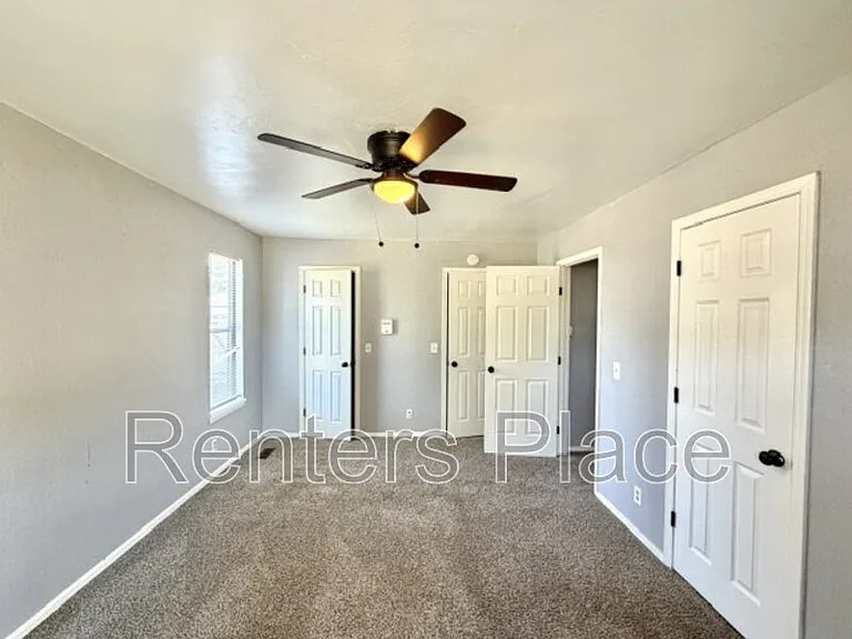 1920 N Desert Palm Ave — Photo 9