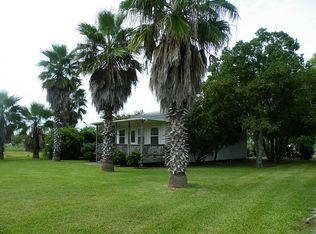 11501 Wincrest, Dickinson, TX 77539