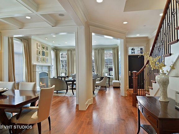 4th image of 2142 N Clifton Ave