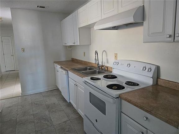 2nd image of 8802 Morrison Rd