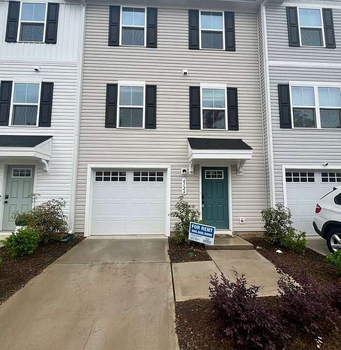 1st image of 6126 Carrick Bend Ct #1