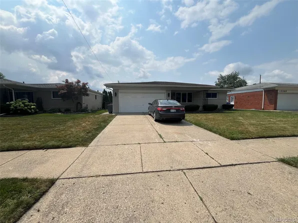 13502 Moceri Cir, Warren, MI 48088