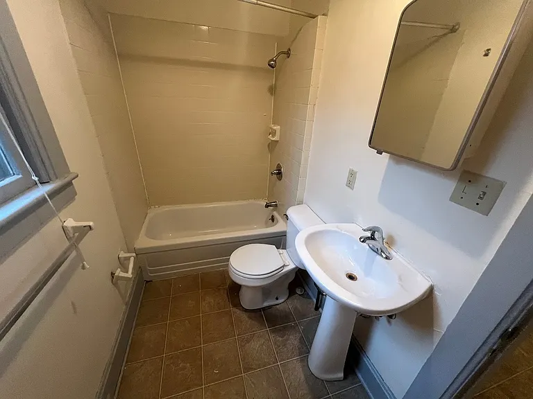 221 N Livingston St #3 — Photo 10