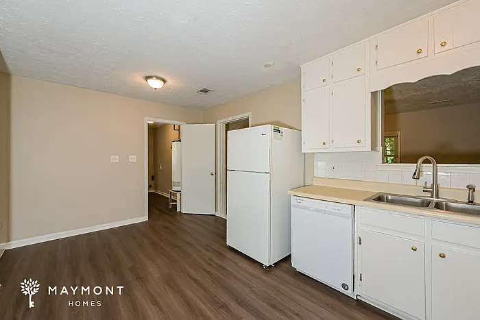 288 Morris Dr SE — Photo 5