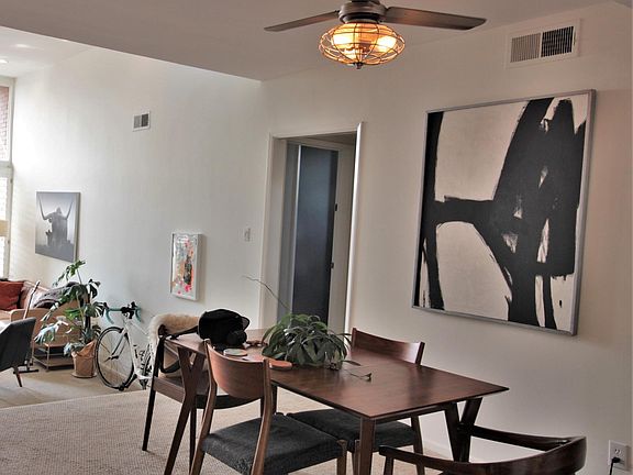 3rd image of 854 18th St Unit 12