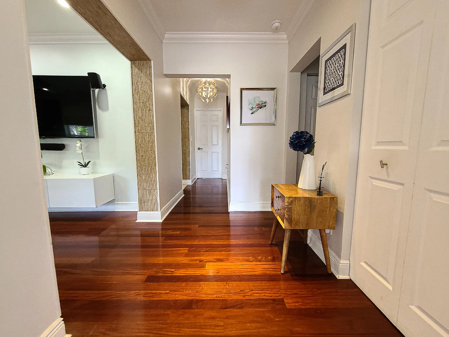 4 bed, $16,500 — Photo 2