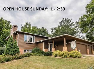 6205 W Oscar Howe Cir, Sioux Falls, SD 57106