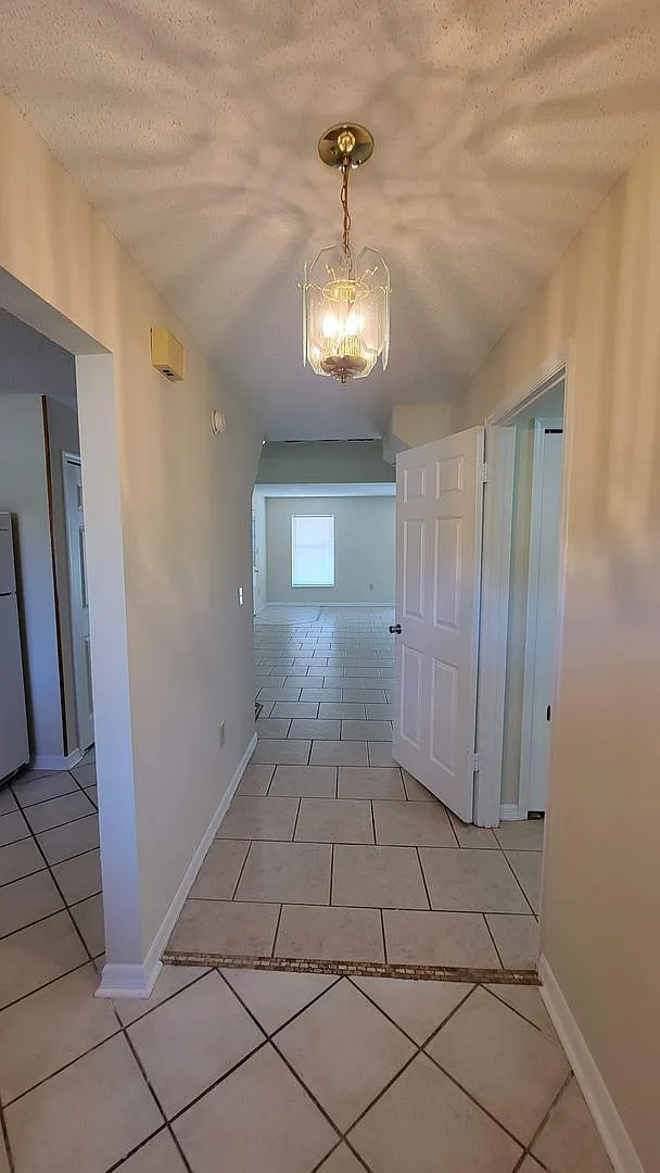 3 bed, 2 bath townhouse minutes from downtown Leesburg. — Photo 4