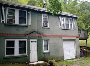 959 Strongtown Rd, Southbury, CT 06488