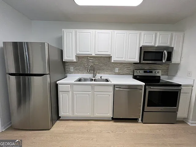 135 Harvest Ct — Photo 3