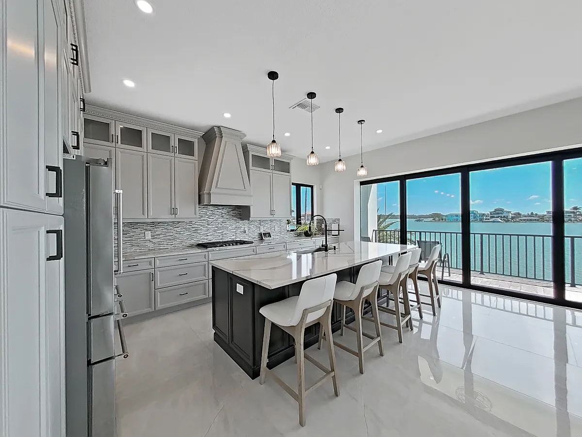 Building Photo - 882 Bay Point Dr