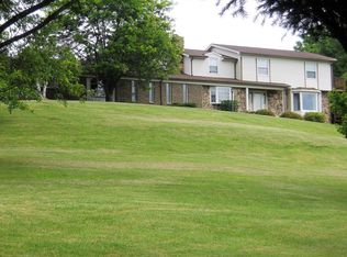 630 Hillsboro Dr, North Tazewell, VA