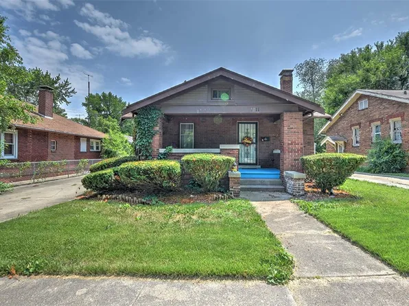 1011 W Marietta St, Decatur, IL 62522