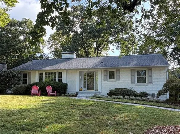 510 Florham Dr, High Point, NC 27262
