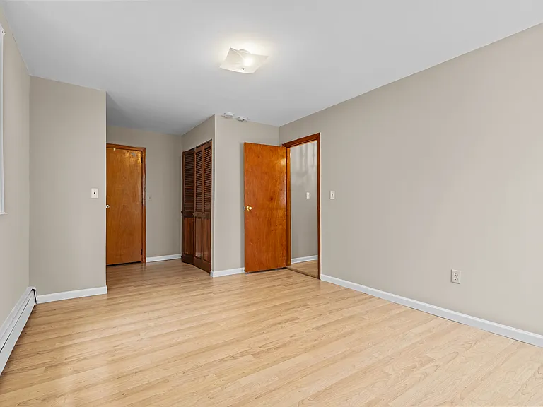 43 Virginia Ave — Photo 14