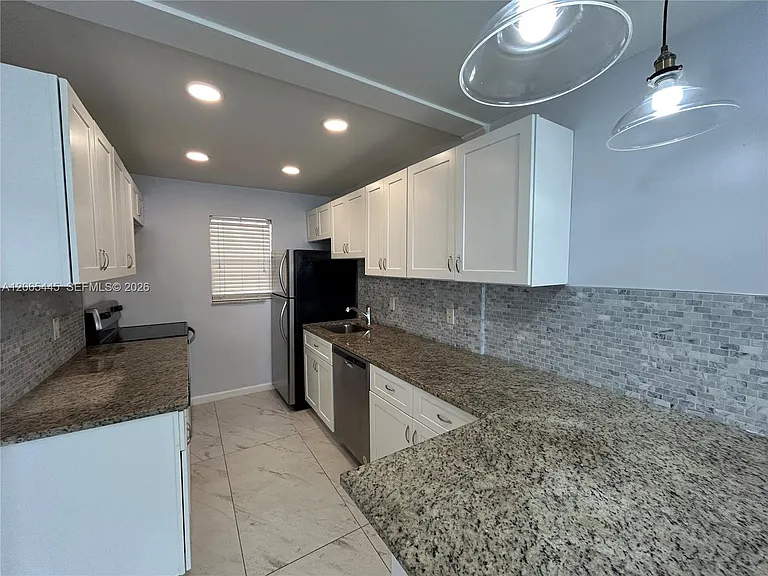 500 SW 2nd Ave #1120 — Photo 4