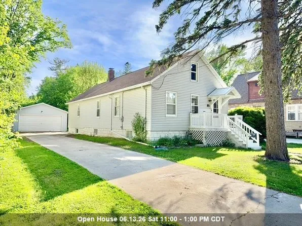 1212 Cass St, Green Bay, WI 54301