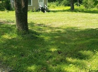 54 Ridge Rd E, Hopewell, NJ 08525