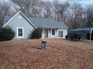 1020 Birchwood Ln, Jacksonville, NC 28546