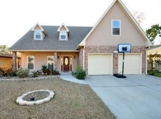 1912 Haring Rd, Metairie, LA 70001